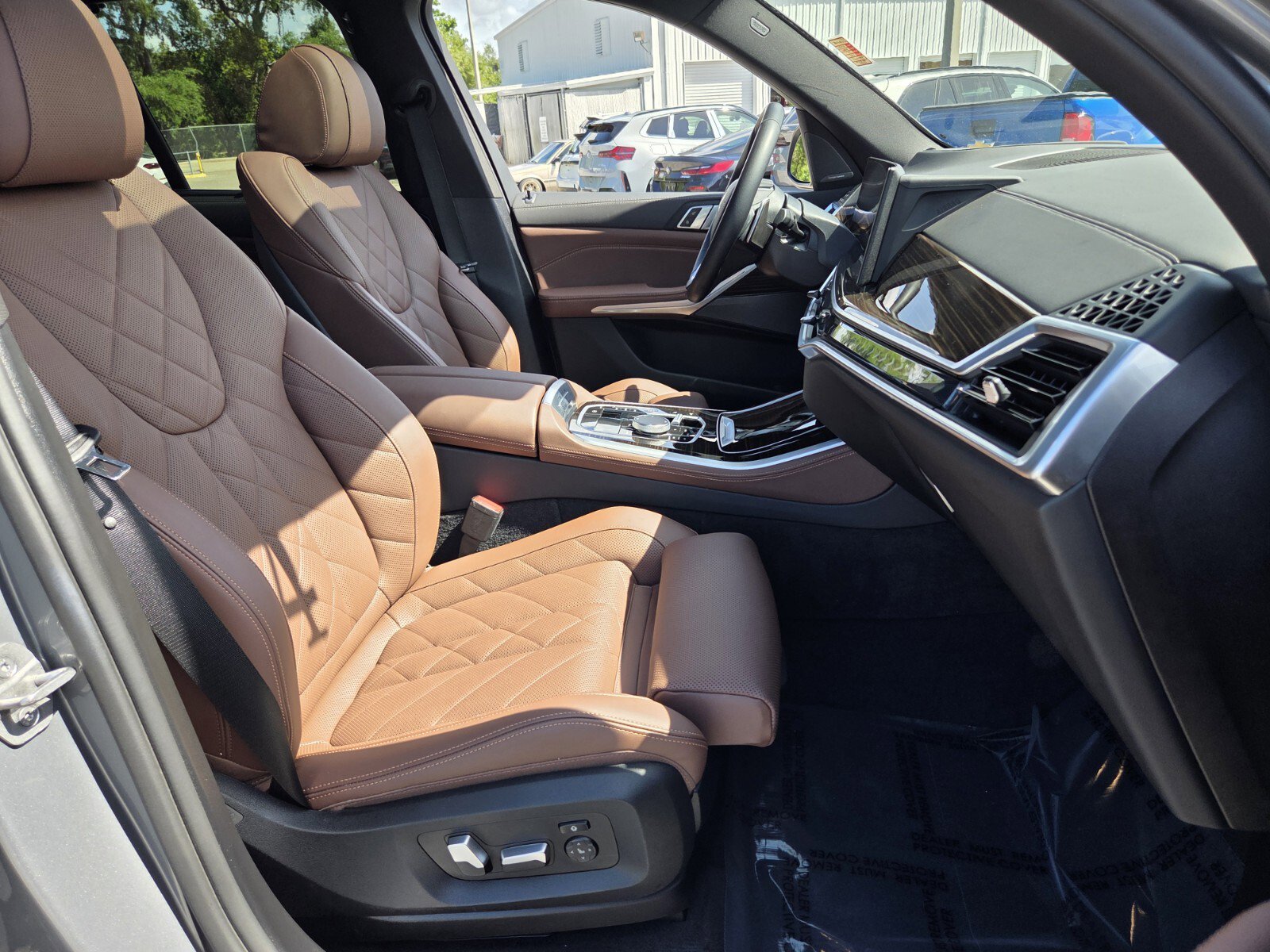 Used 2024 BMW X5 sDrive40i w/ Premium Package RWD image 17