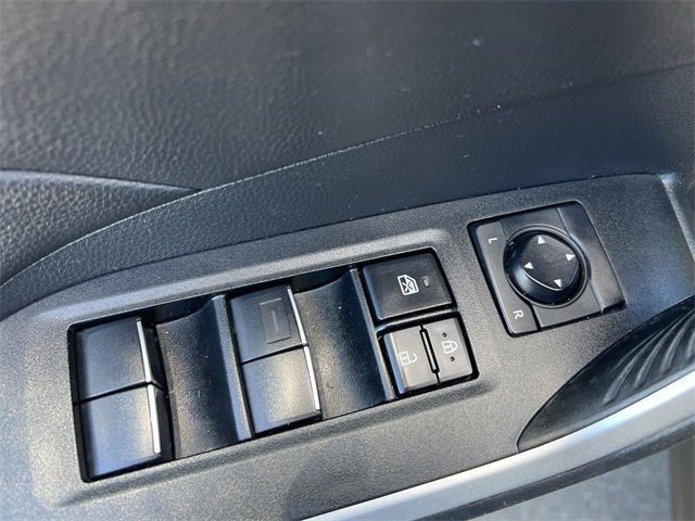 Used 2021 Toyota RAV4 XLE Premium image 26