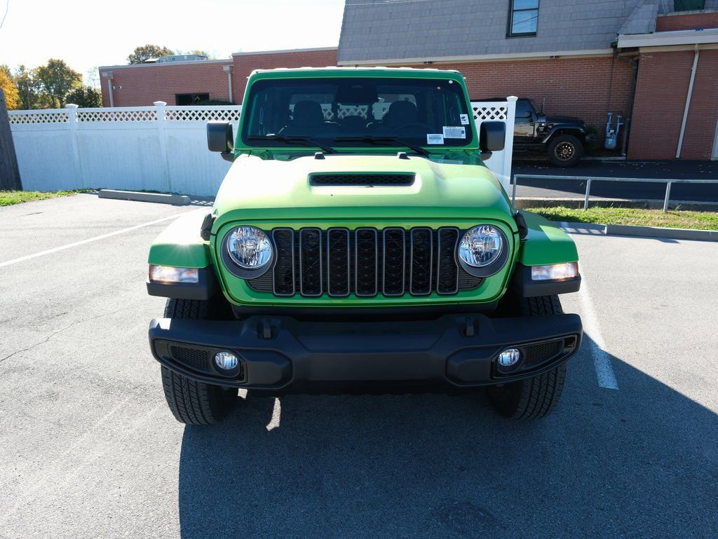 New 2026 Jeep Gladiator Sport AWD/4WD image 14