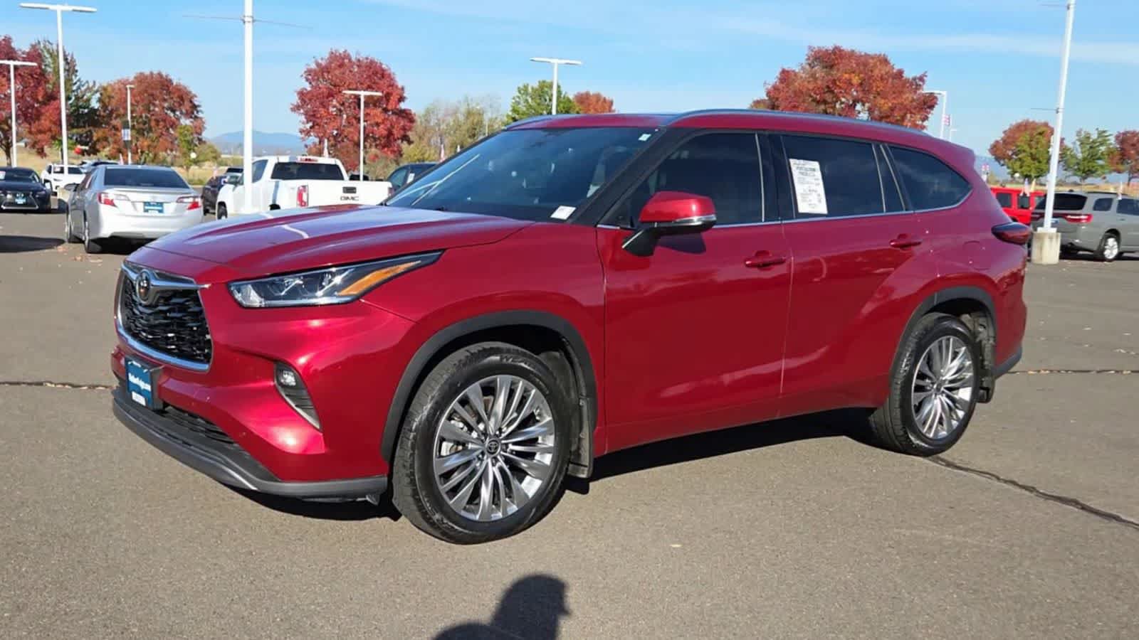 Used 2022 Toyota Highlander Platinum AWD/4WD image 4