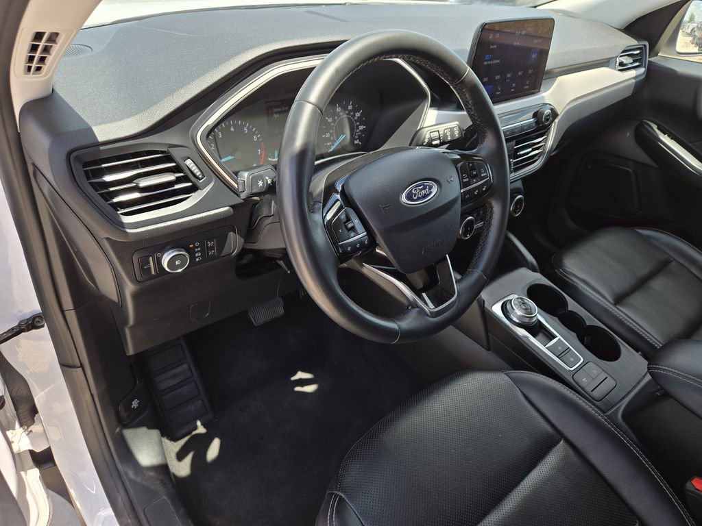Used 2022 Ford Escape SEL image 21