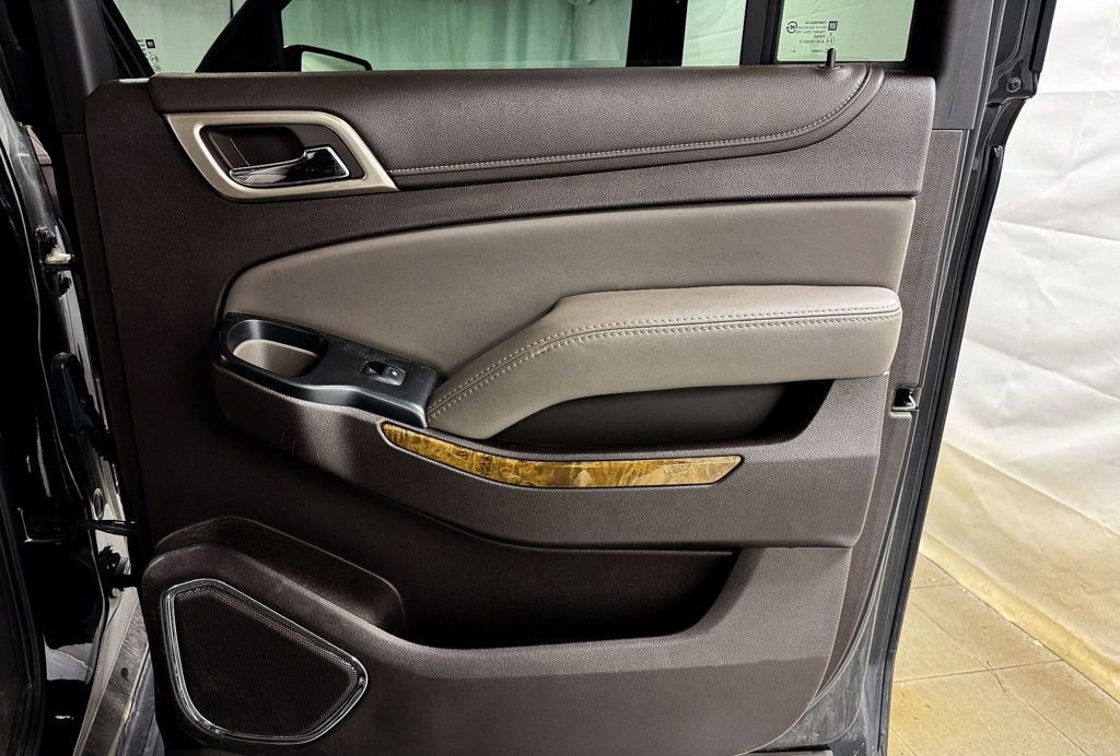 Used 2017 GMC Yukon XL Denali w/ Open Road Package image 17