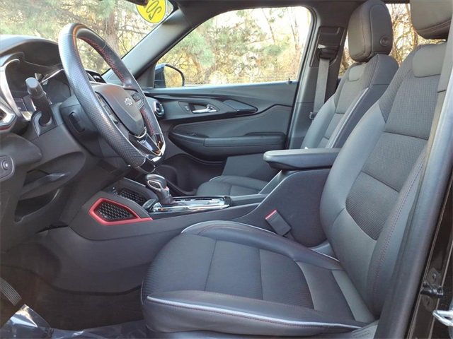 Used 2023 Chevrolet TrailBlazer RS w/ Sun and Liftgate Package image 12