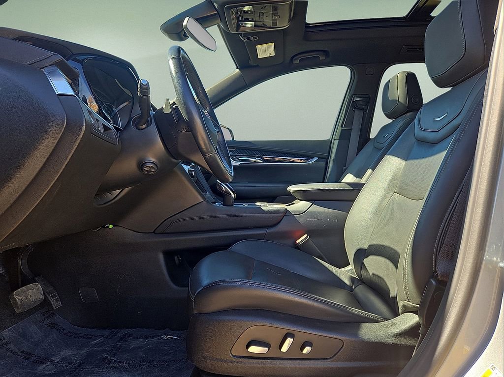 Used 2024 Cadillac XT6 Premium Luxury image 25