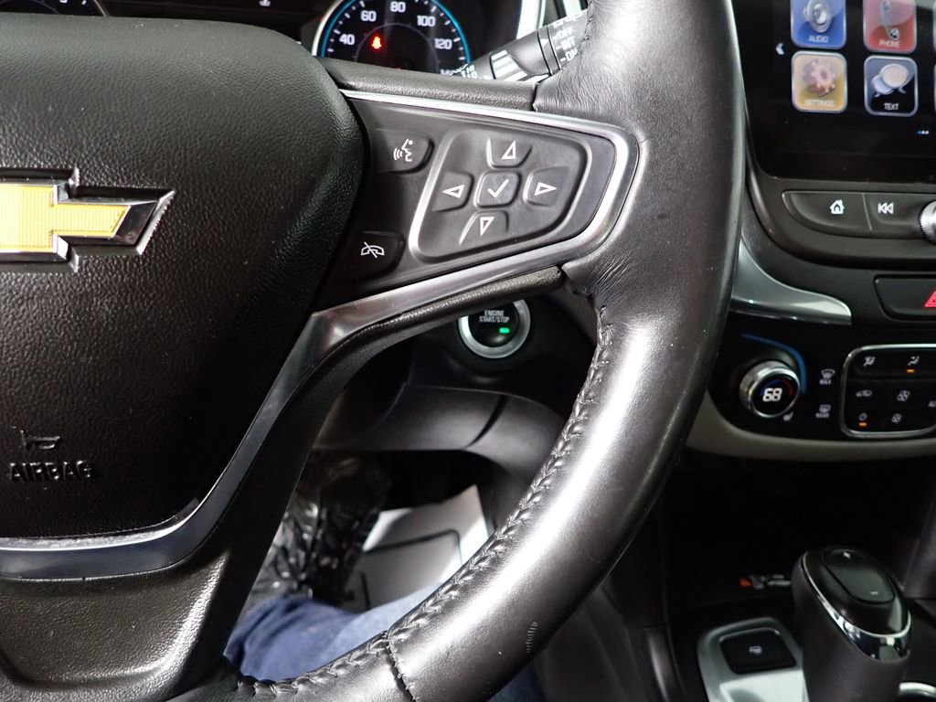 Used 2018 Chevrolet Equinox Premier FWD image 29