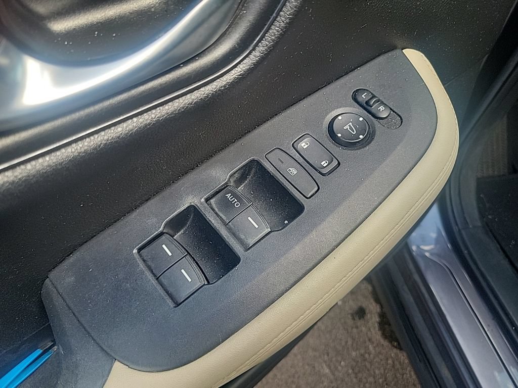 Certified 2024 Honda HR-V LX image 14