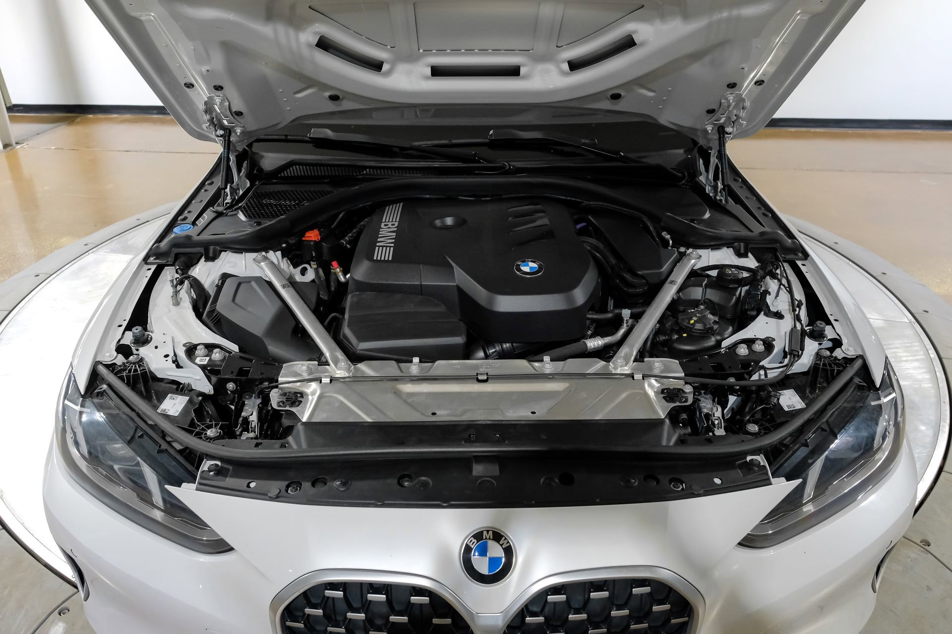 Used 2025 BMW 430i Coupe w/ Premium Package RWD image 45
