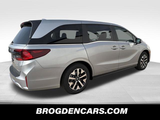 New 2026 Honda Odyssey EX-L image 3