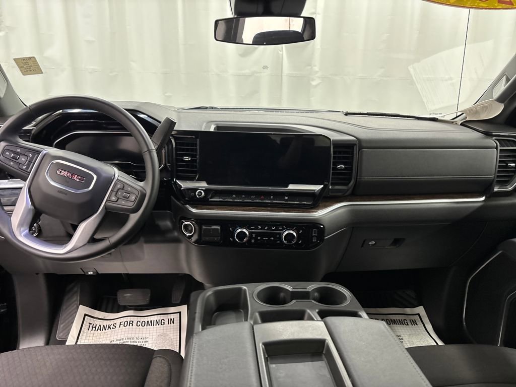 Used 2025 GMC Sierra 1500 Elevation image 12
