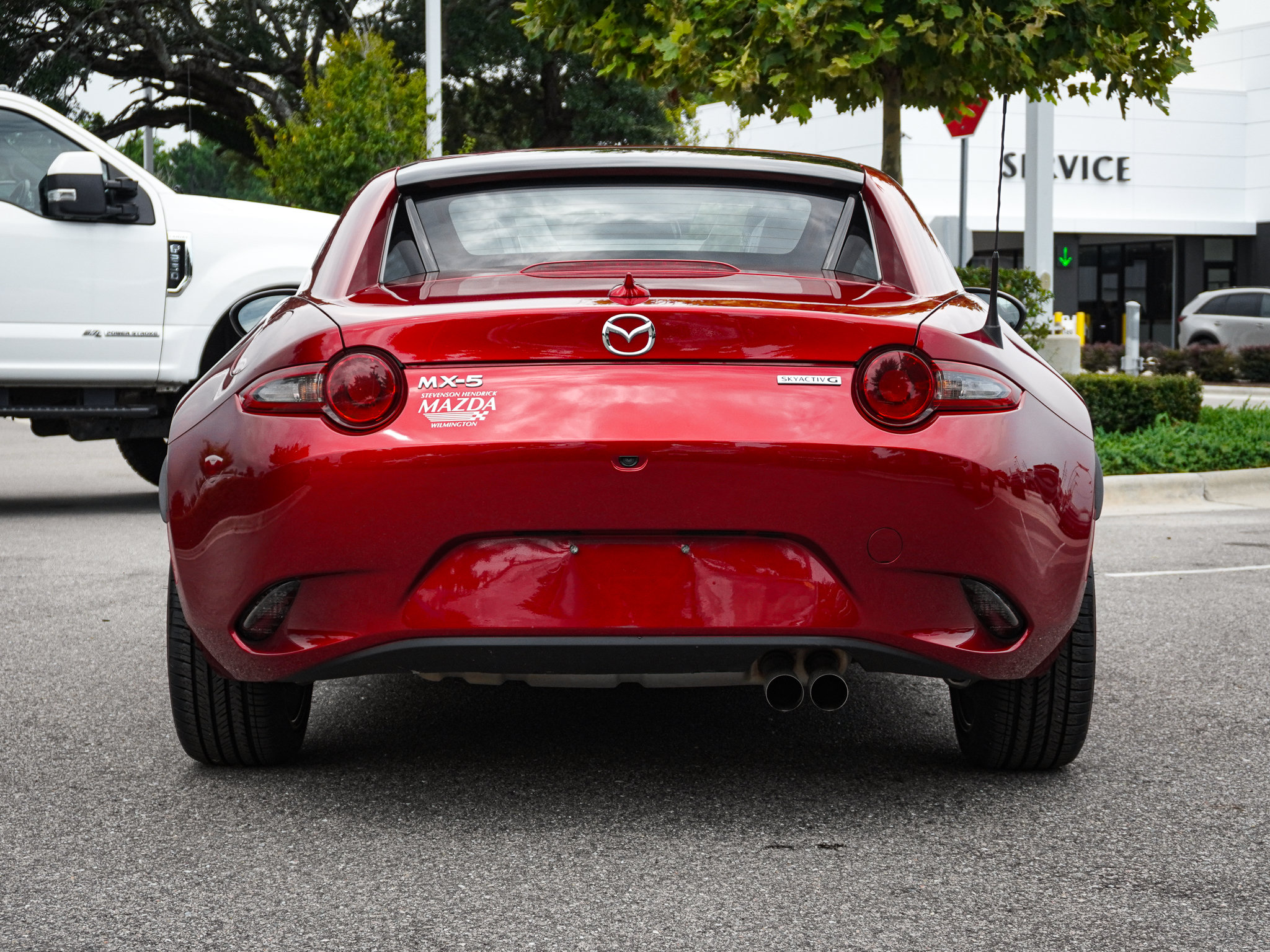 Used 2022 MAZDA MX-5 Miata RF Grand Touring RWD image 9