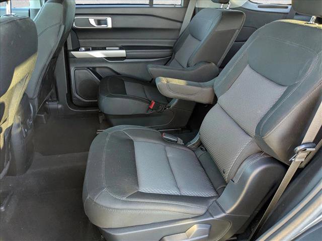 Used 2023 Ford Explorer XLT image 18