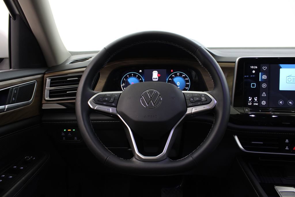 Used 2025 Volkswagen Atlas SE AWD/4WD image 22