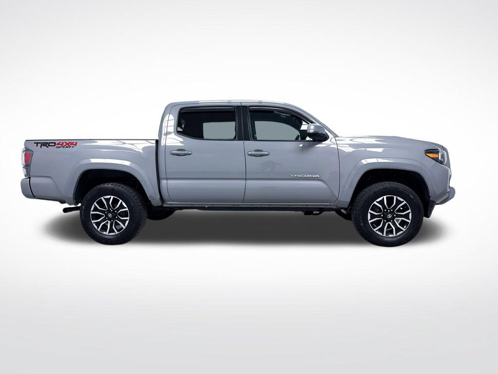 Used 2021 Toyota Tacoma TRD Sport w/ Technology Package AWD/4WD image 2