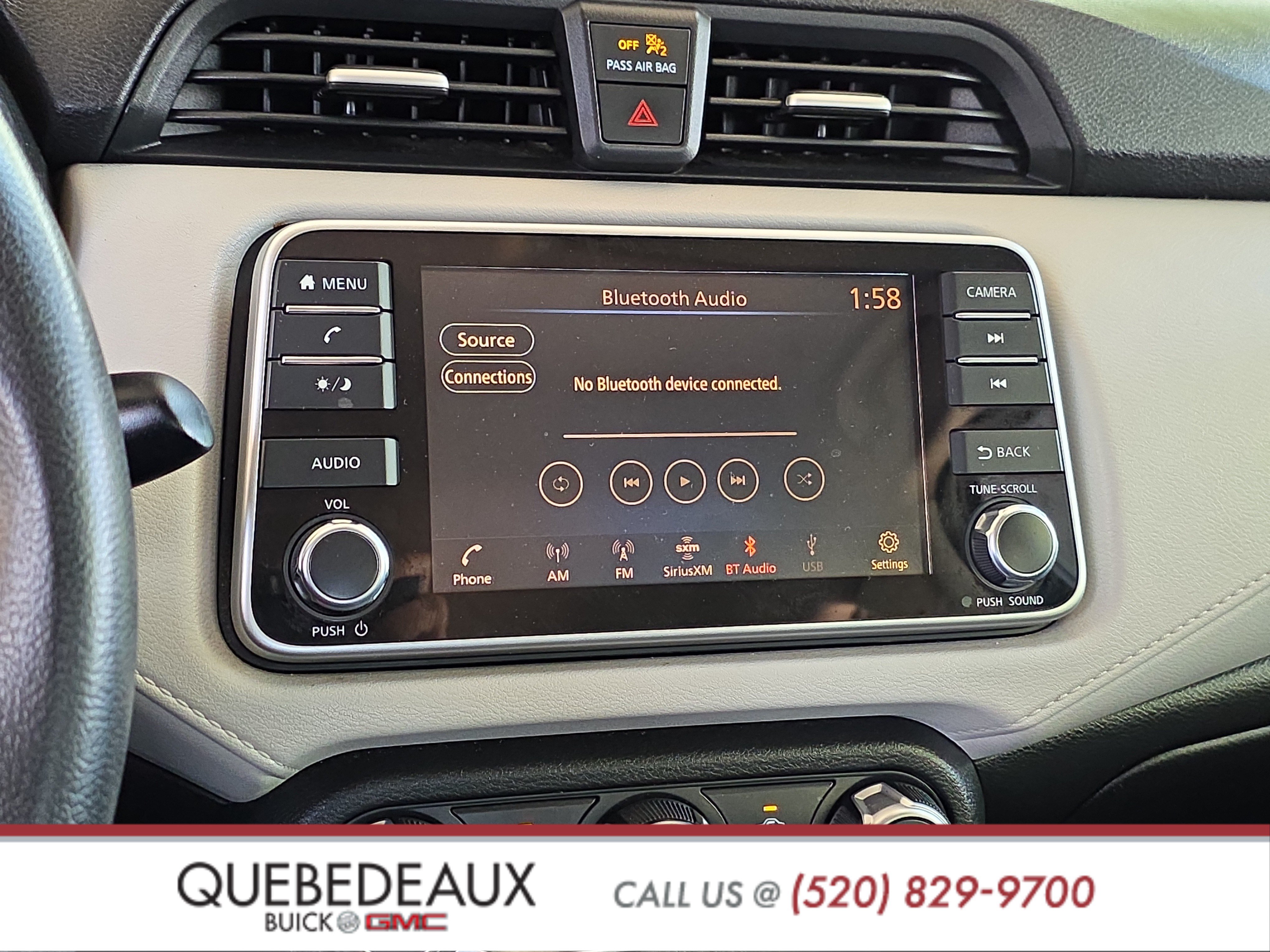 Used 2021 Nissan Versa SV FWD image 17