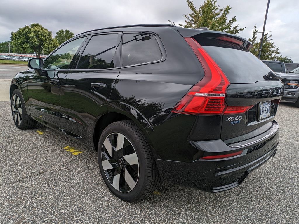 New 2025 Volvo XC60 T8 Plus w/ Protection Package Premier AWD/4WD image 6