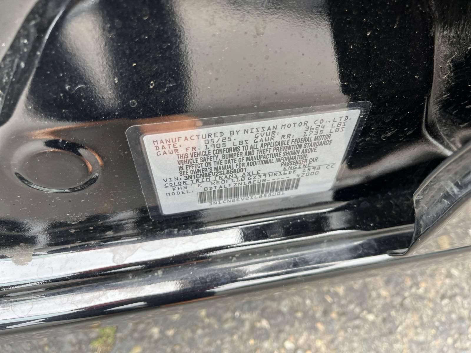 Used 2025 Nissan Versa SV FWD image 28