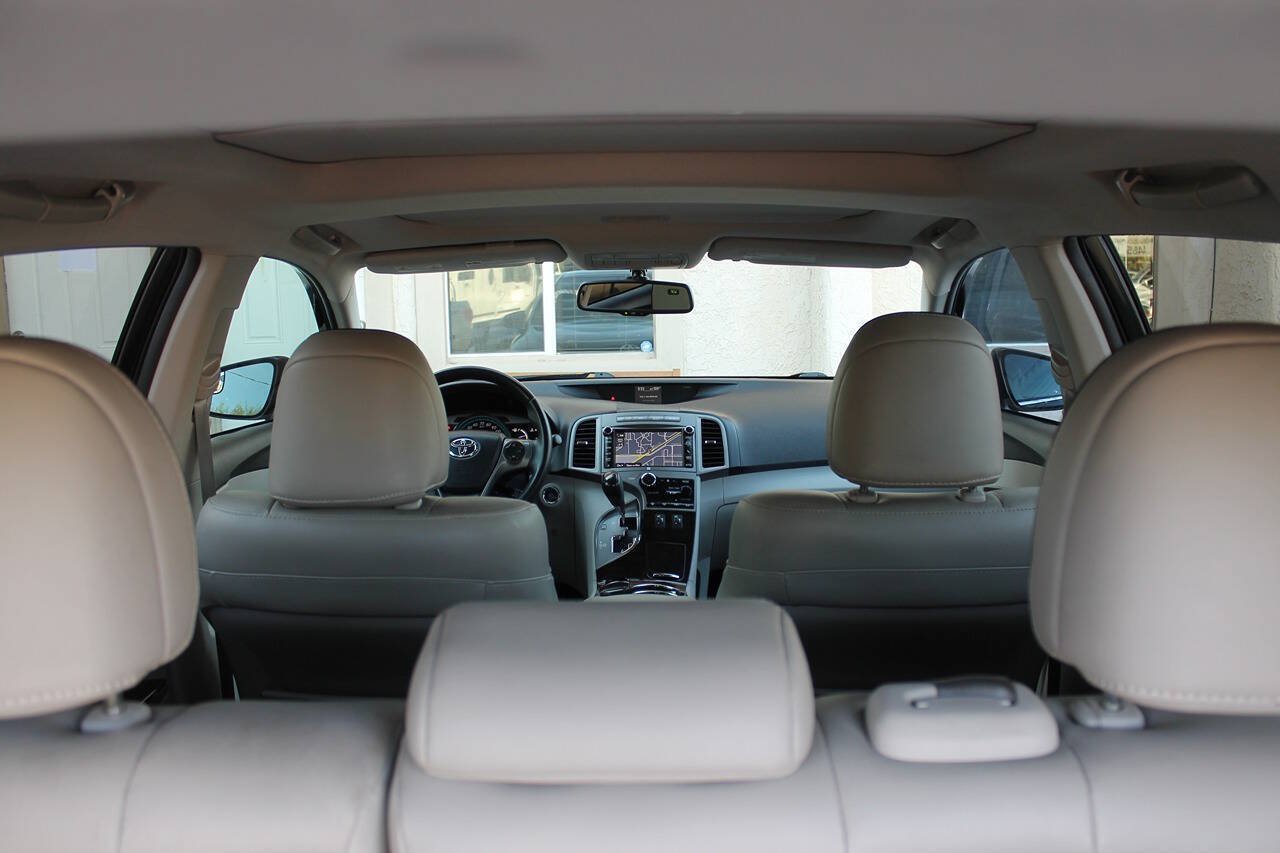 Used 2013 Toyota Venza Limited w/ Tow Prep Pkg AWD/4WD image 28