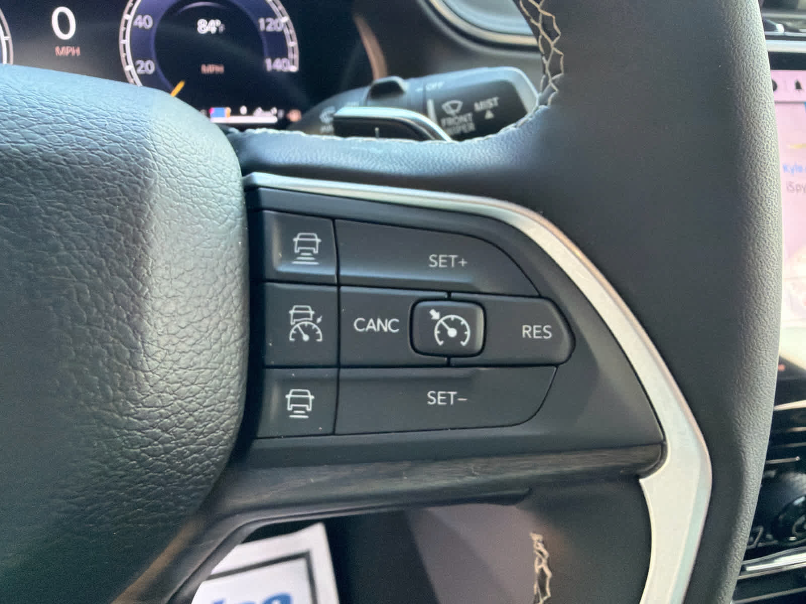 Used 2024 Jeep Grand Cherokee Limited AWD/4WD image 17
