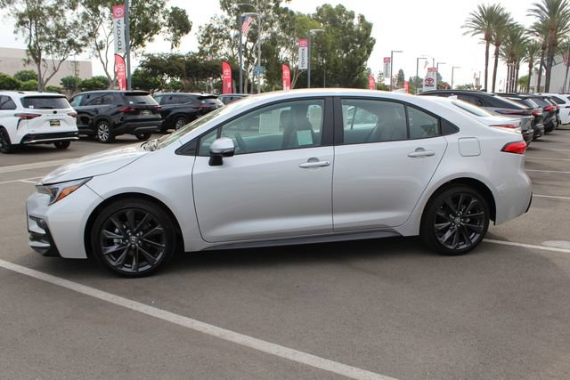 Certified 2026 Toyota Corolla SE FWD image 6