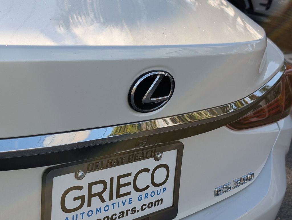 Used 2022 Lexus ES 350 w/ Premium Package image 14