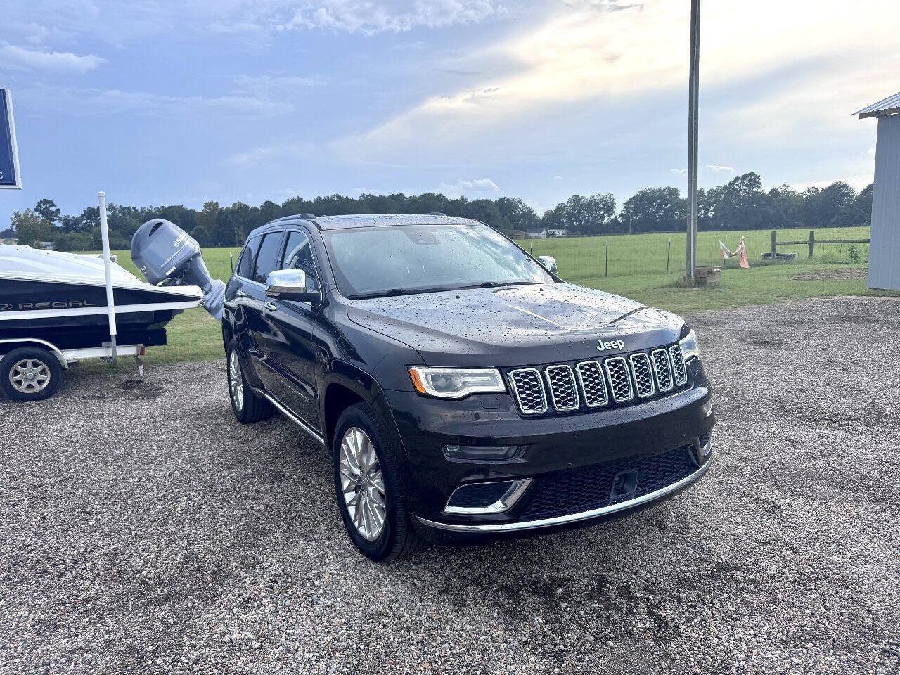 Used 2017 Jeep Grand Cherokee Summit AWD/4WD image 6