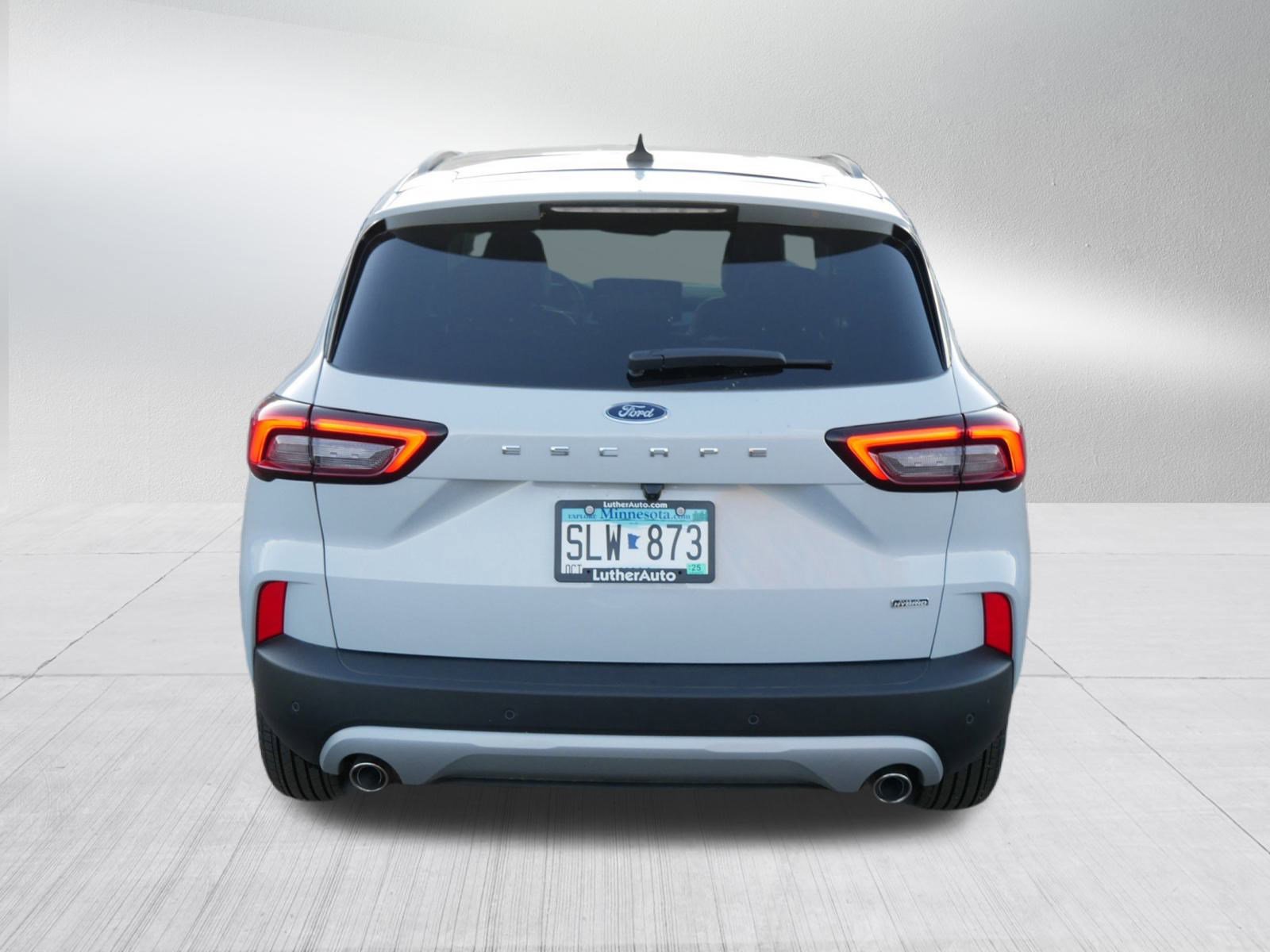 New 2025 Ford Escape PHEV w/ PHEV Premium Package image 6