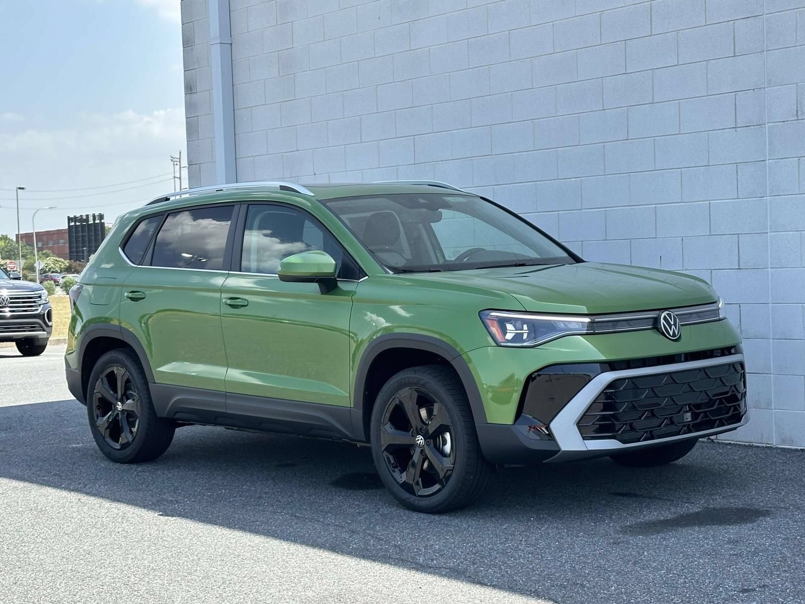 New 2026 Volkswagen Taos SEL AWD/4WD image 8