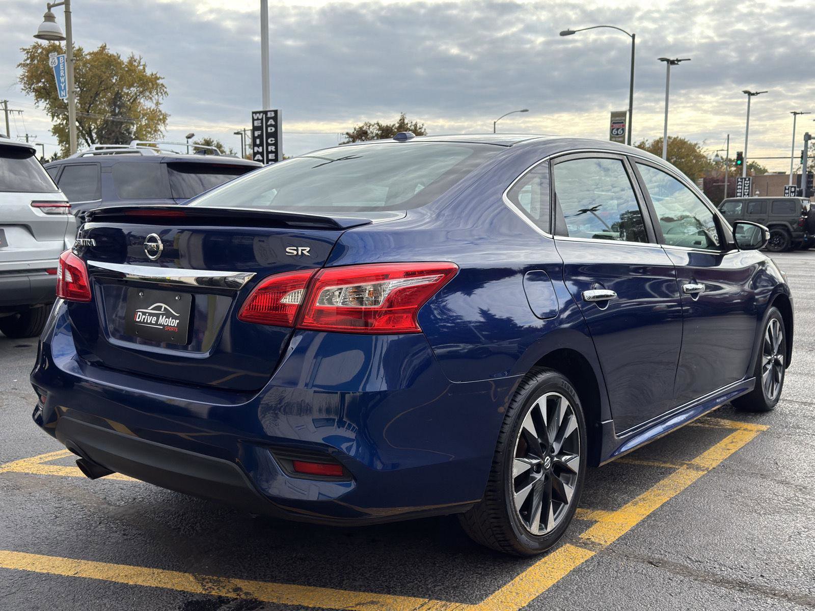 Used 2019 Nissan Sentra SR image 16