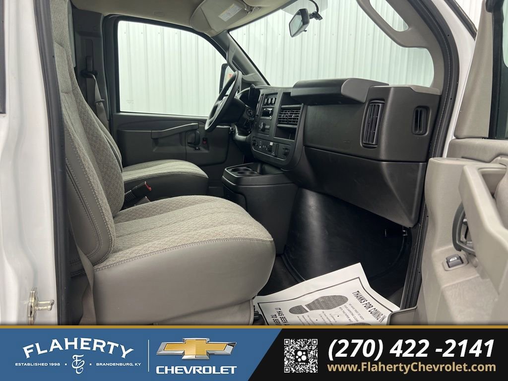 New 2025 Chevrolet Express 3500 w/ Power Convenience Package image 11