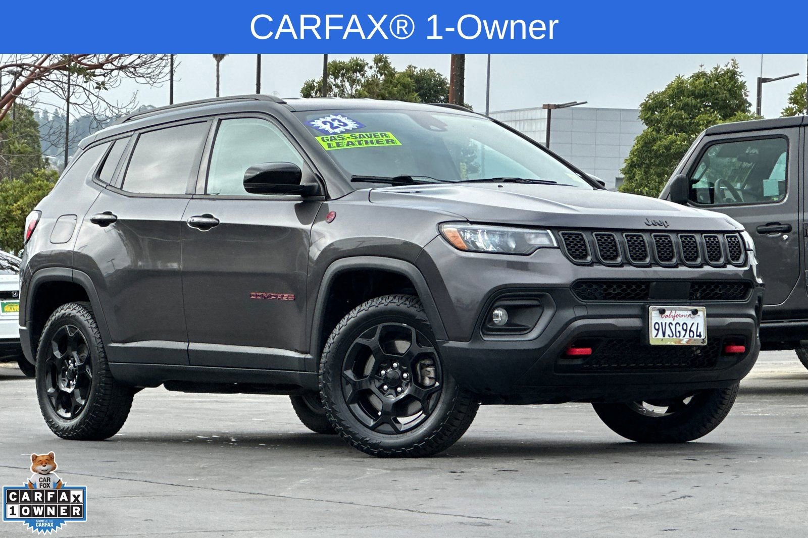 Used 2023 Jeep Compass Trailhawk image 2