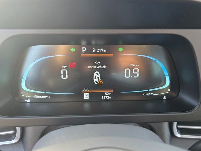 Certified 2025 Hyundai Elantra Sport image 18