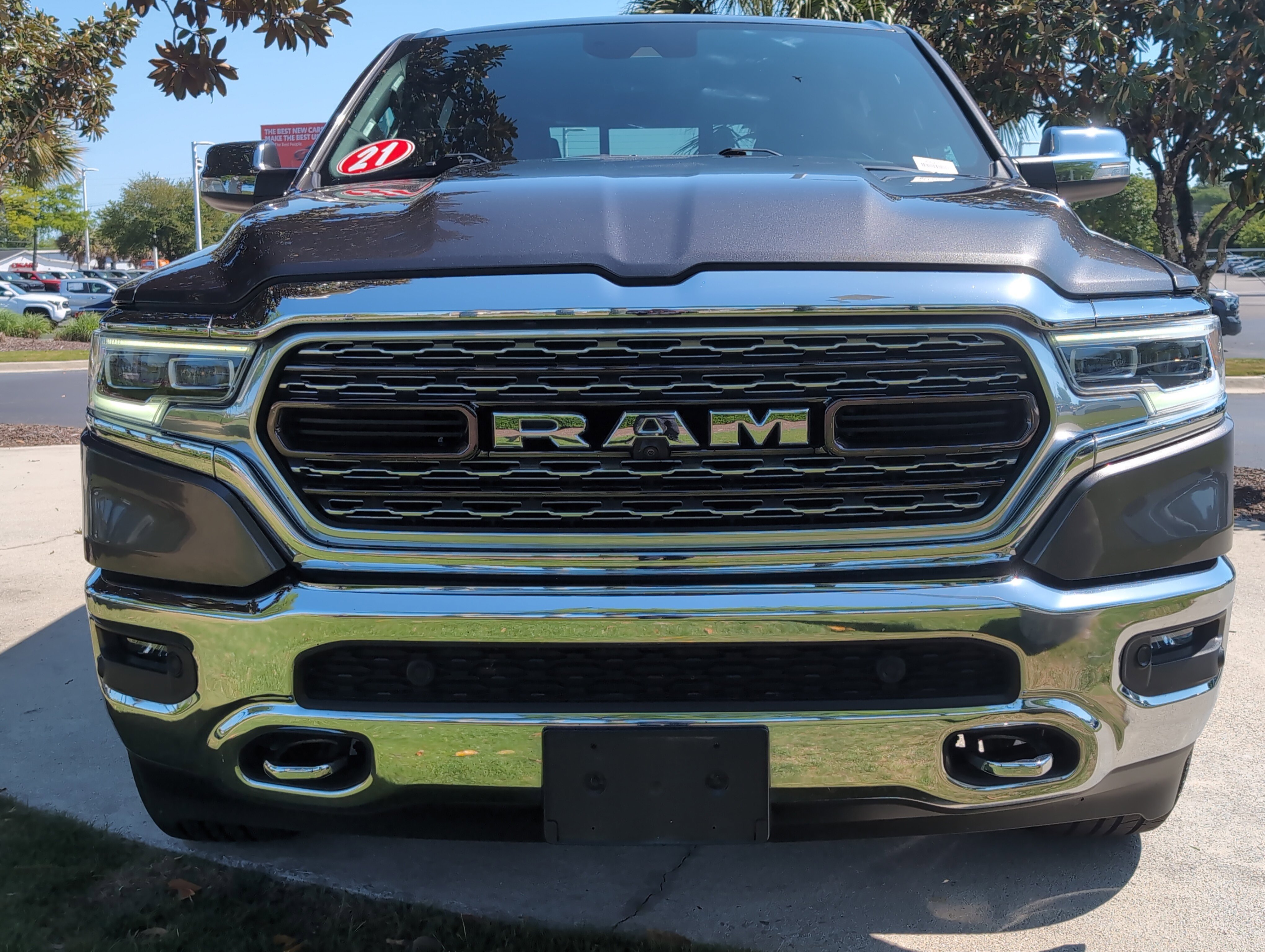 Used 2021 RAM 1500 Limited AWD/4WD image 3