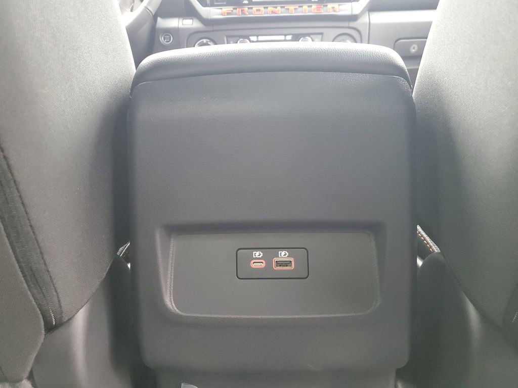 New 2025 Nissan Frontier PRO-4X image 31