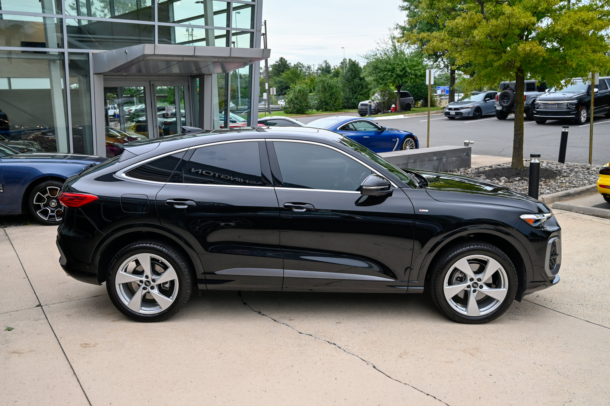 Used 2025 Audi Q5 Premium Plus AWD/4WD image 4