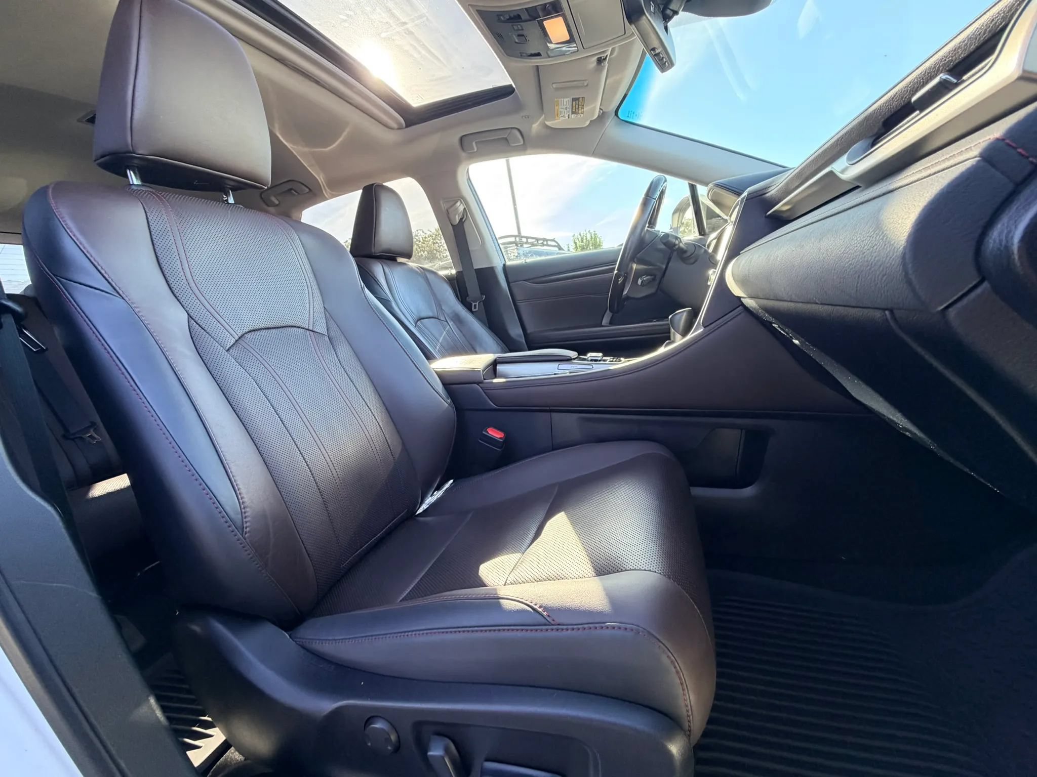 Used 2017 Lexus RX 350 AWD w/ Premium Package image 26