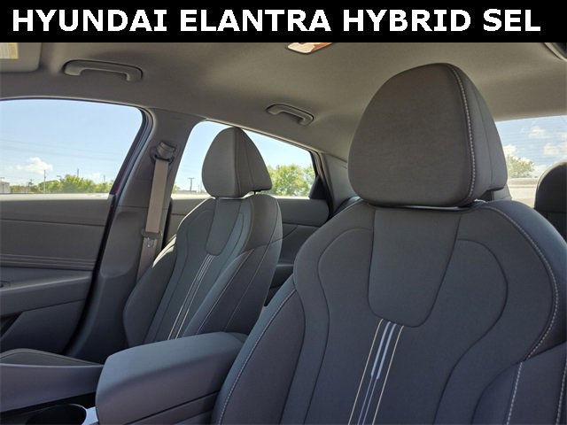 Used 2025 Hyundai Elantra SEL image 20