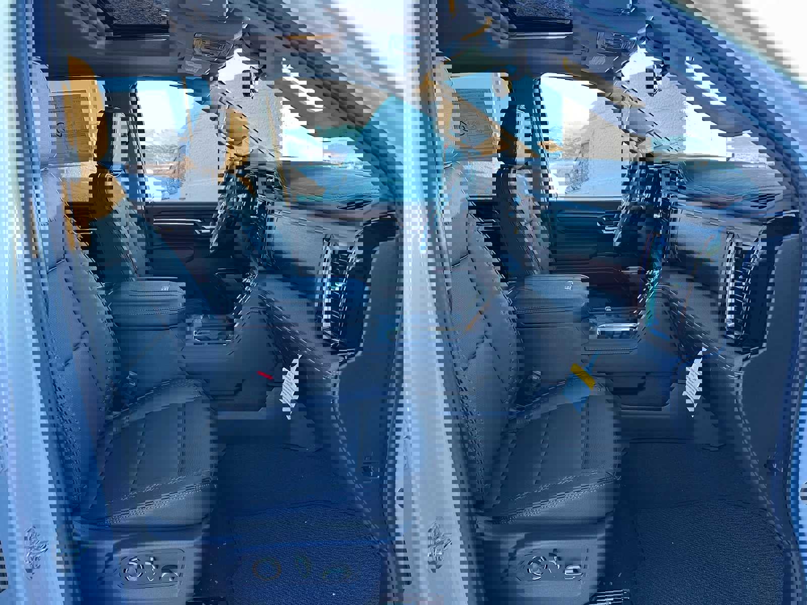 New 2026 GMC Sierra 2500 Denali w/ Denali Reserve Package image 10