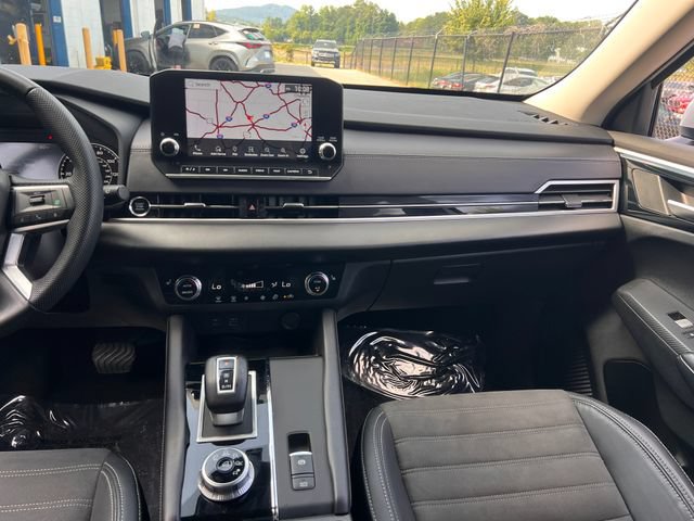 Used 2023 Mitsubishi Outlander SE FWD image 15