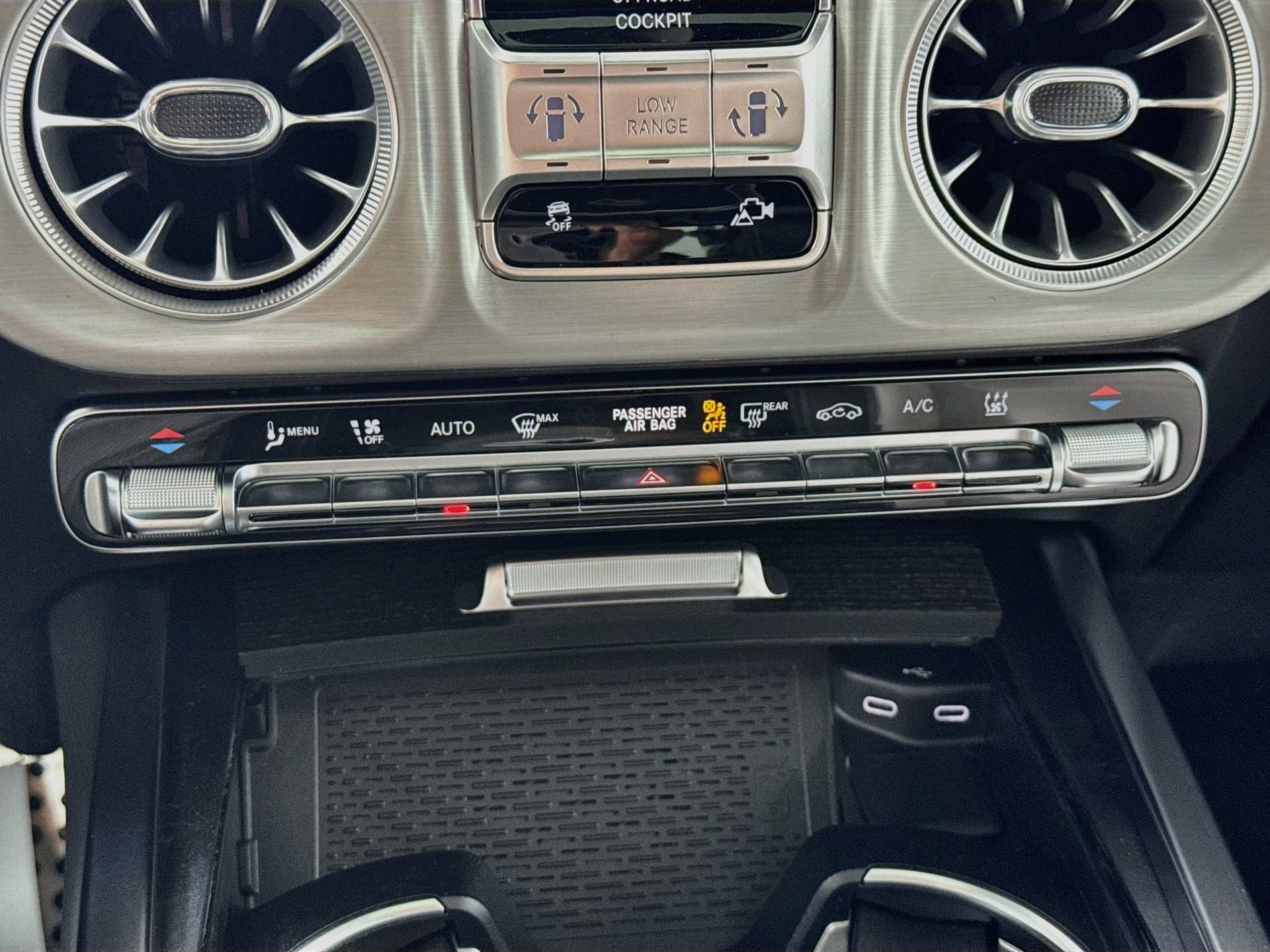 New 2027 Mercedes-Benz G 580 e image 17