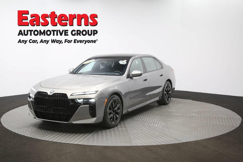 Used 2023 BMW 760i xDrive w/ Executive Package AWD/4WD image 59