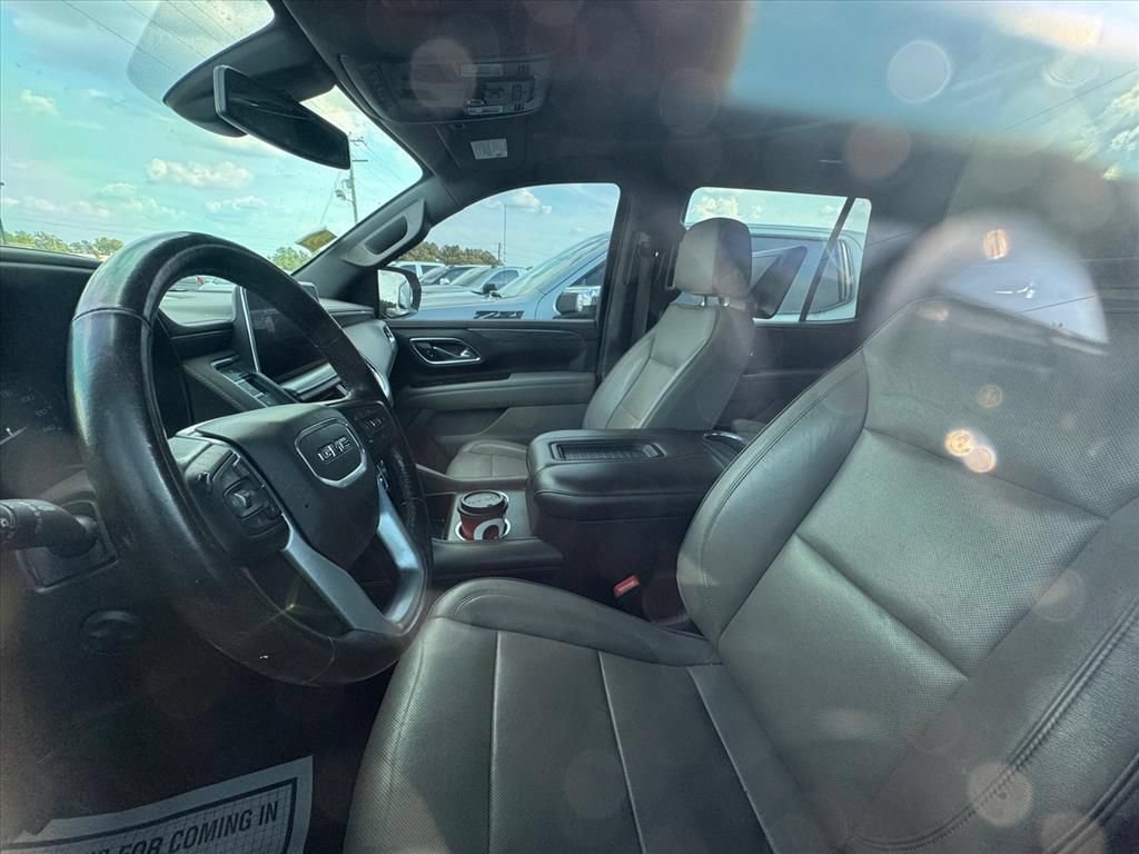 Used 2021 GMC Yukon SLT w/ SLT Luxury Plus Package AWD/4WD image 9