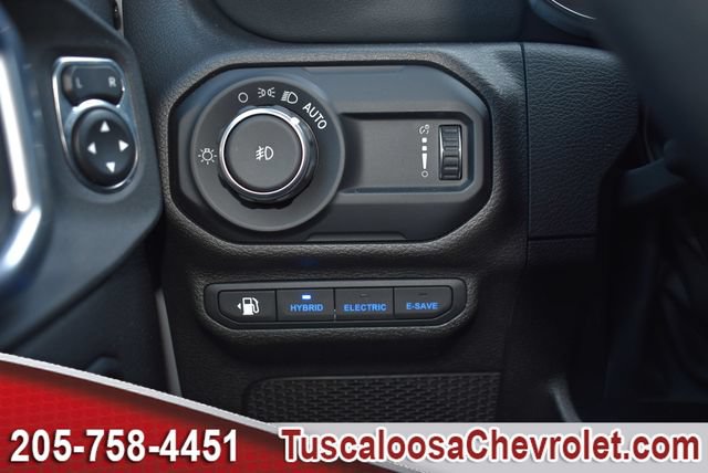 Used 2023 Jeep Wrangler Unlimited Sahara w/ Cold Weather Group AWD/4WD image 42