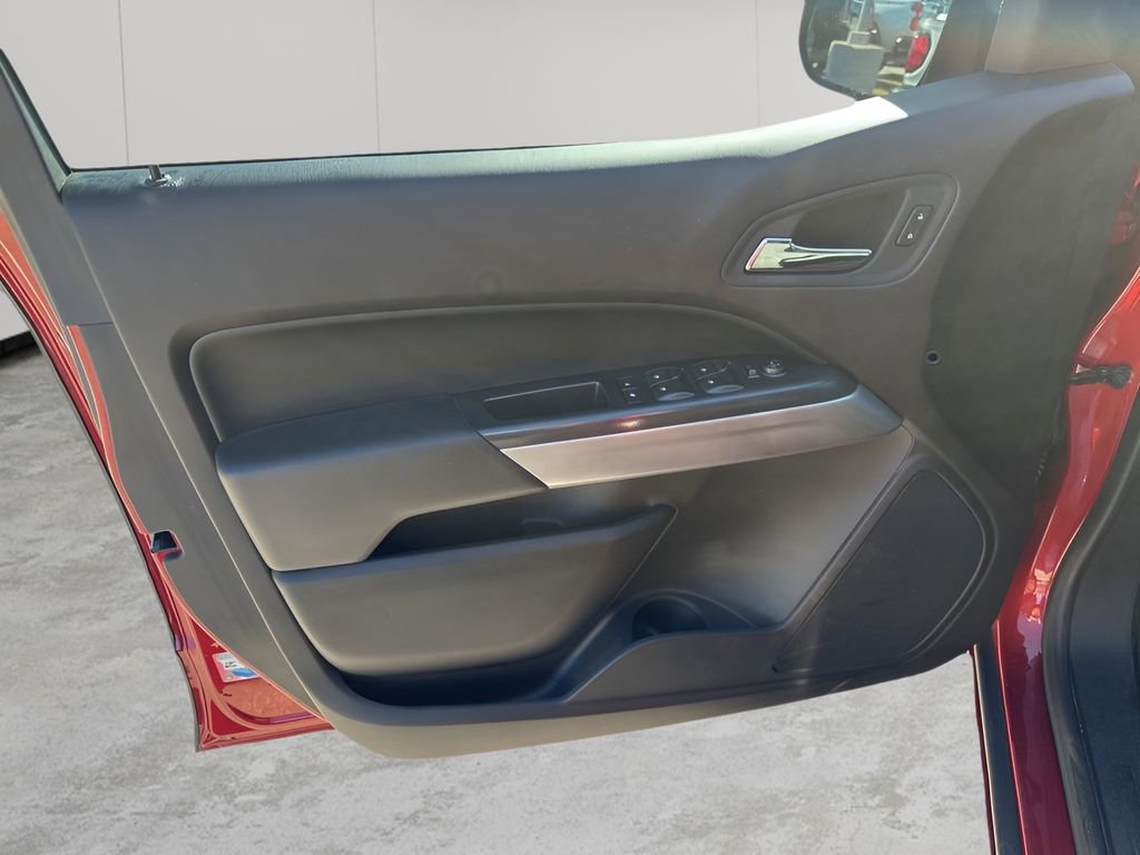 Used 2016 Chevrolet Colorado LT image 20