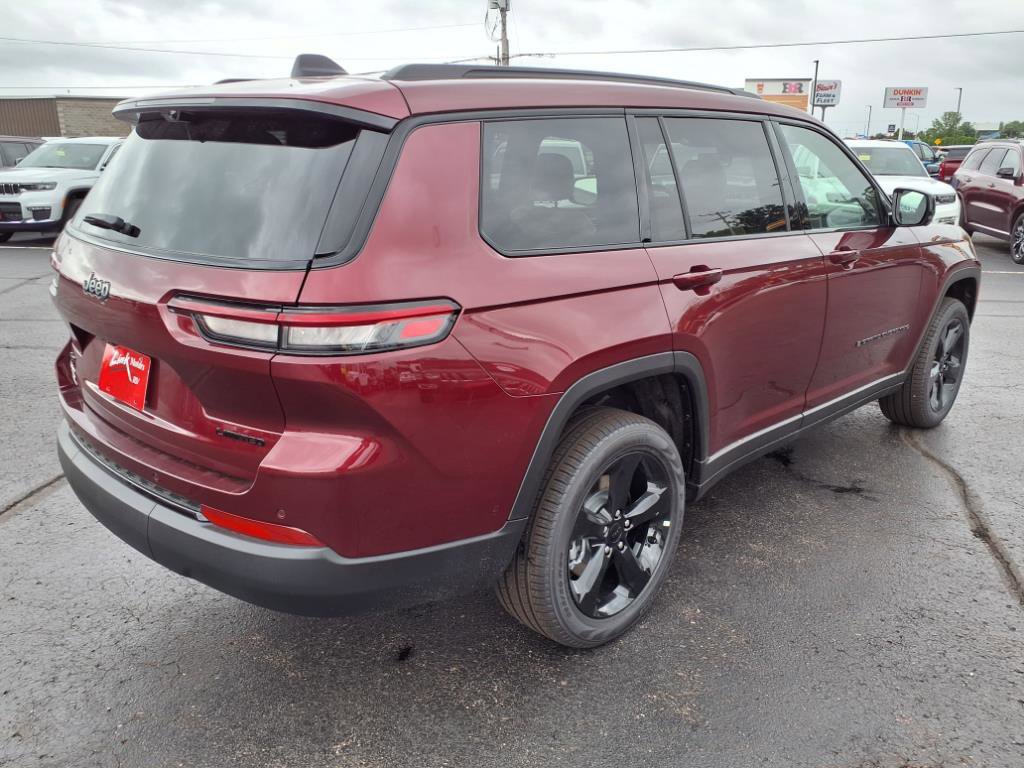 New 2025 Jeep Grand Cherokee L Limited image 2