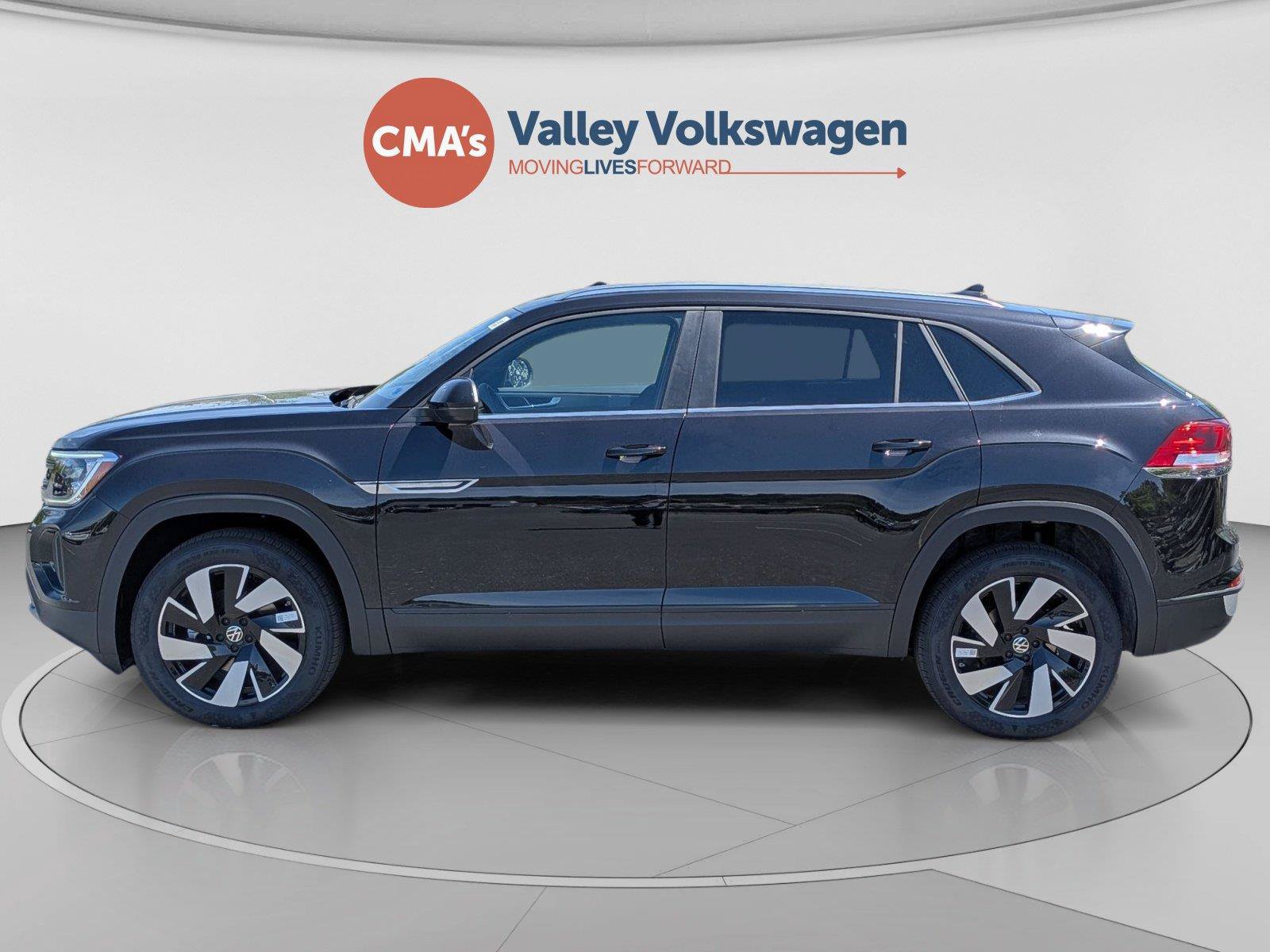 New 2026 Volkswagen Atlas Cross Sport SE AWD/4WD image 2