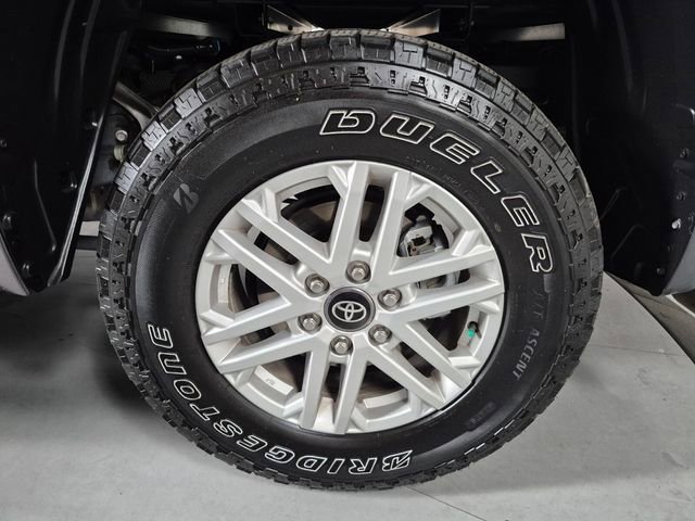Used 2025 Toyota Tundra SR5 AWD/4WD image 11