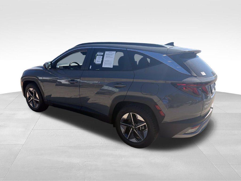 Used 2026 Hyundai Tucson SEL FWD image 3