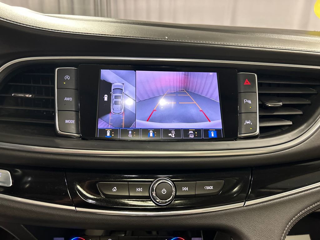 Used 2023 Buick Enclave Avenir w/ Avenir Technology Package AWD/4WD image 18