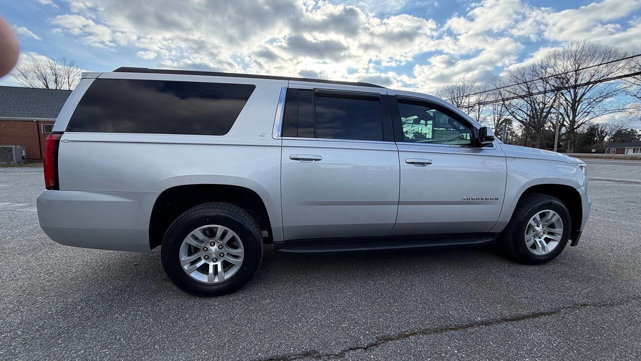Used 2020 Chevrolet Suburban LT image 6