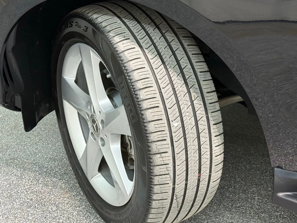 Used 2018 Mercedes-Benz GLE 350 4MATIC image 33